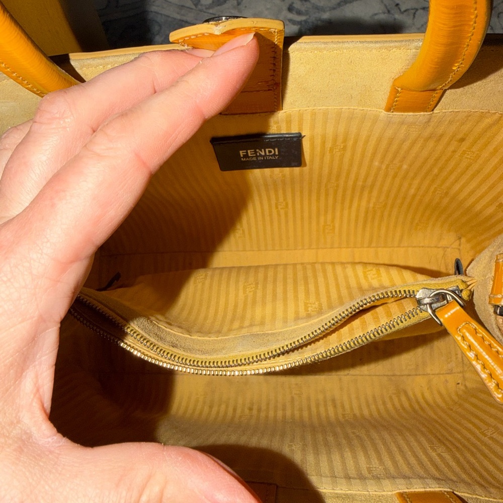 Fendi 2Jours Yellow Handbag from 2014 Karl Lagerfeld Collection - Picture 4 of 16